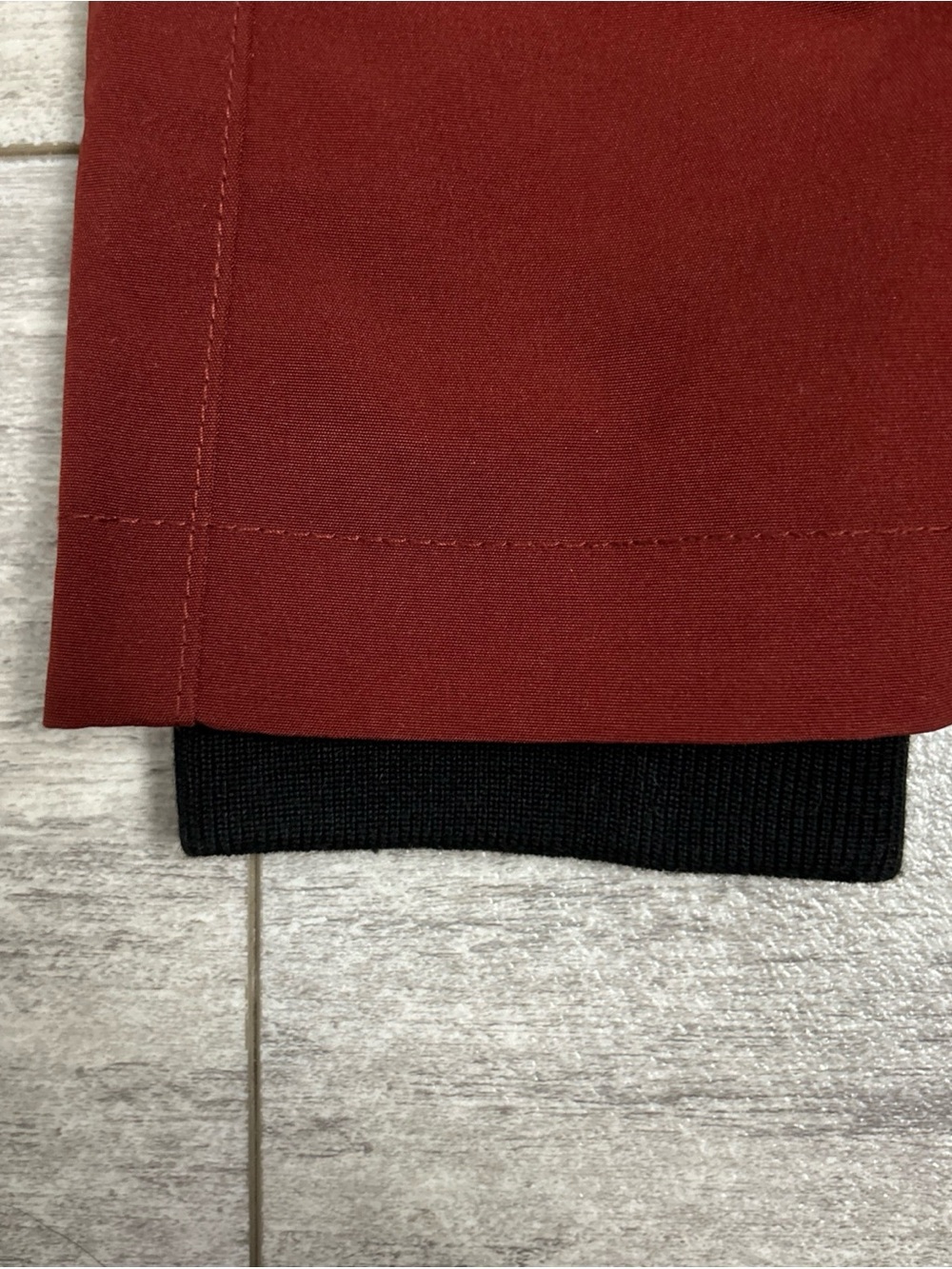 Pendleton Womens M Hooded Rain Jacket Merlot Red Geometric Aztec Lining - Picture 14 of 14